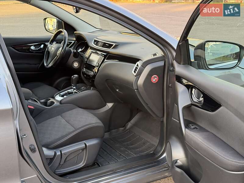 Внедорожник / Кроссовер Nissan Qashqai 2015 в Ковеле фото 25 Внедорожник / Кроссовер Nissan Qashqai 2015 в Ковеле