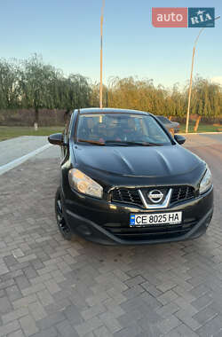 Позашляховик / Кросовер Nissan Qashqai 2011 в Чернівцях