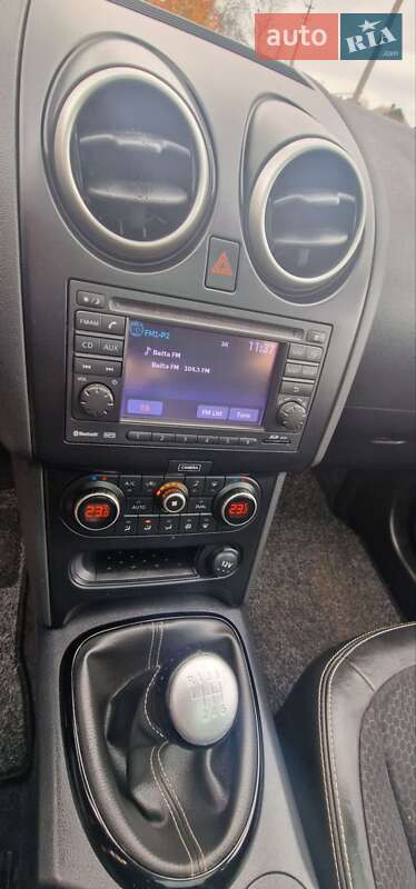 Внедорожник / Кроссовер Nissan Qashqai 2013 в Подольске