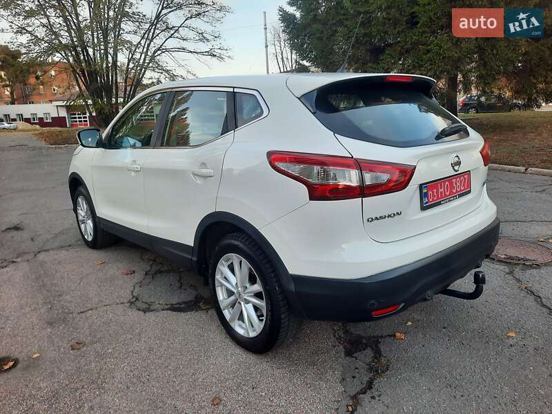 Внедорожник / Кроссовер Nissan Qashqai 2014 в Полтаве
