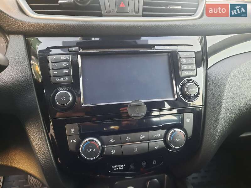 Внедорожник / Кроссовер Nissan Qashqai 2014 в Полтаве