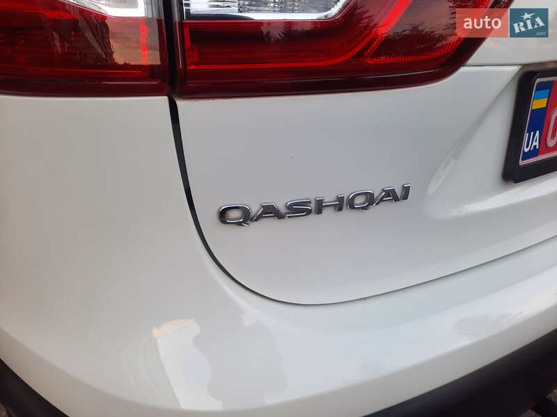 Внедорожник / Кроссовер Nissan Qashqai 2014 в Полтаве