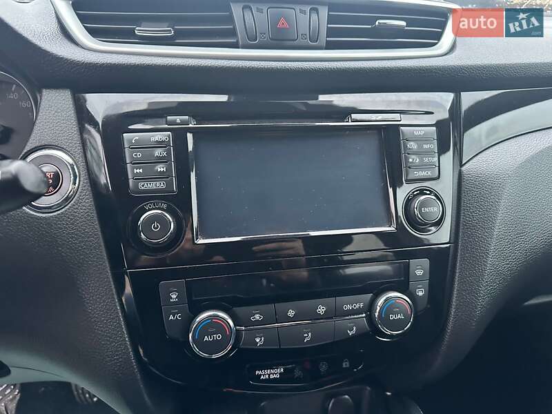 Внедорожник / Кроссовер Nissan Qashqai 2017 в Нововолынске