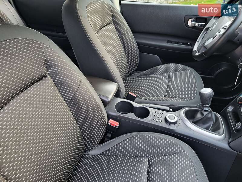 Внедорожник / Кроссовер Nissan Qashqai 2013 в Радивилове