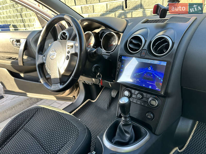 Внедорожник / Кроссовер Nissan Qashqai 2009 в Виноградове фото 3 Внедорожник / Кроссовер Nissan Qashqai 2009 в Виноградове