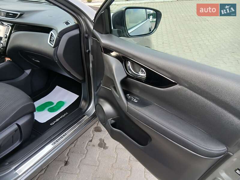 Внедорожник / Кроссовер Nissan Qashqai 2017 в Черновцах фото 20 Внедорожник / Кроссовер Nissan Qashqai 2017 в Черновцах