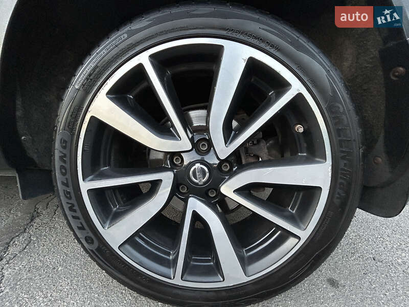 Позашляховик / Кросовер Nissan Qashqai 2015 в Полтаві фото 9 Позашляховик / Кросовер Nissan Qashqai 2015 в Полтаві