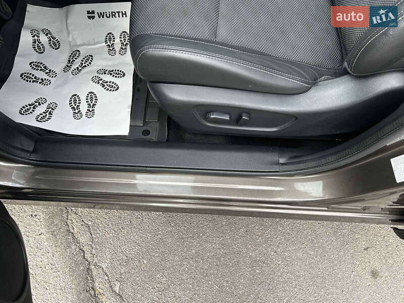 Позашляховик / Кросовер Nissan Qashqai 2015 в Полтаві фото 17 Позашляховик / Кросовер Nissan Qashqai 2015 в Полтаві