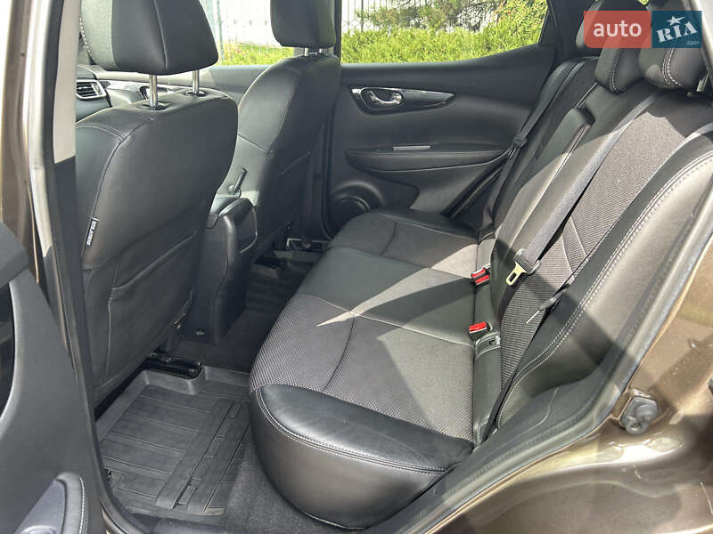 Позашляховик / Кросовер Nissan Qashqai 2015 в Полтаві фото 24 Позашляховик / Кросовер Nissan Qashqai 2015 в Полтаві