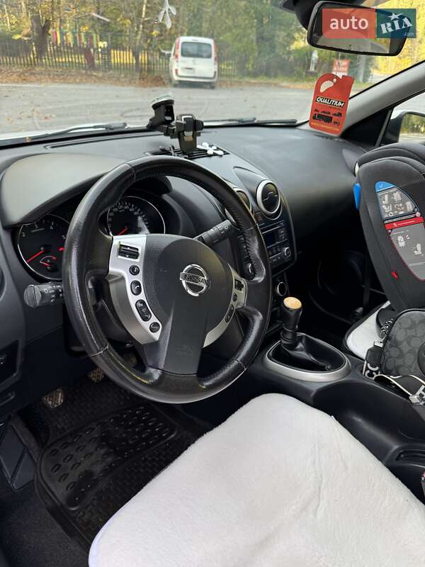 Внедорожник / Кроссовер Nissan Qashqai 2011 в Львове