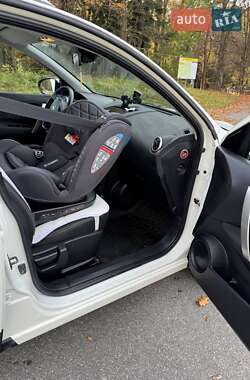 Внедорожник / Кроссовер Nissan Qashqai 2011 в Трускавце