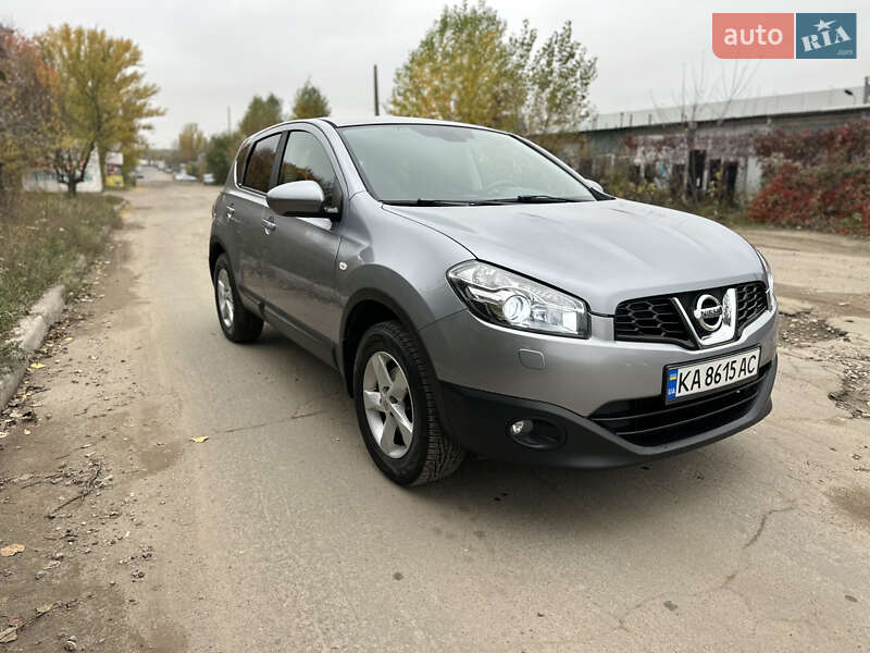 Внедорожник / Кроссовер Nissan Qashqai 2012 в Киеве