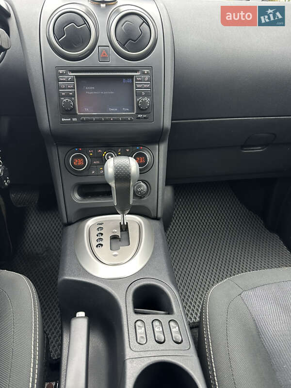 Внедорожник / Кроссовер Nissan Qashqai 2012 в Киеве