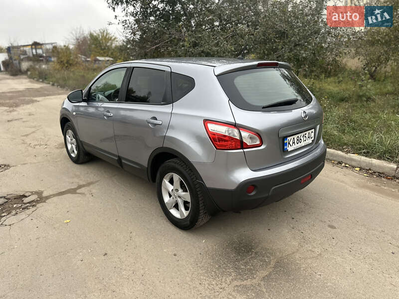 Внедорожник / Кроссовер Nissan Qashqai 2012 в Киеве