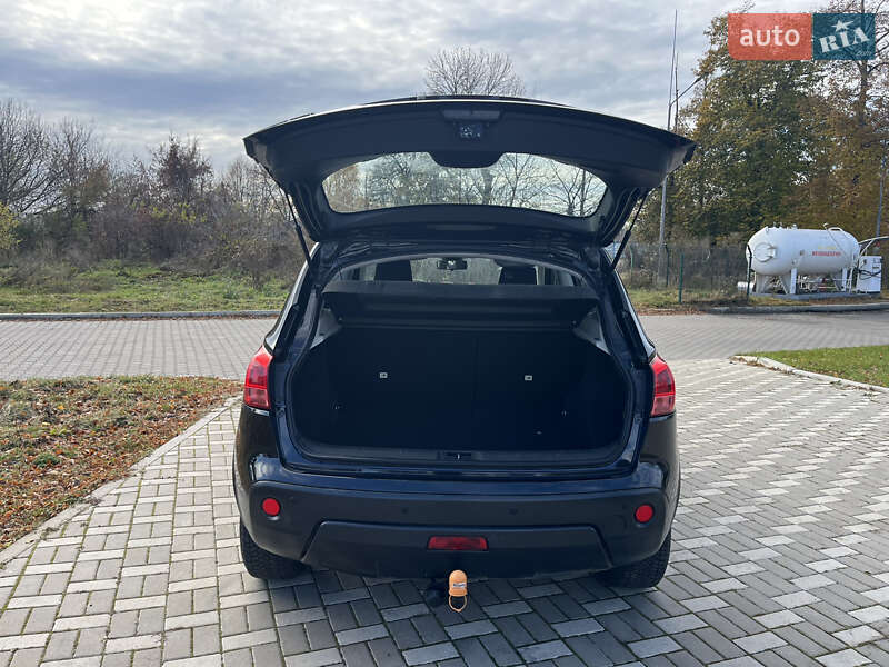 Позашляховик / Кросовер Nissan Qashqai 2009 в Старокостянтинові