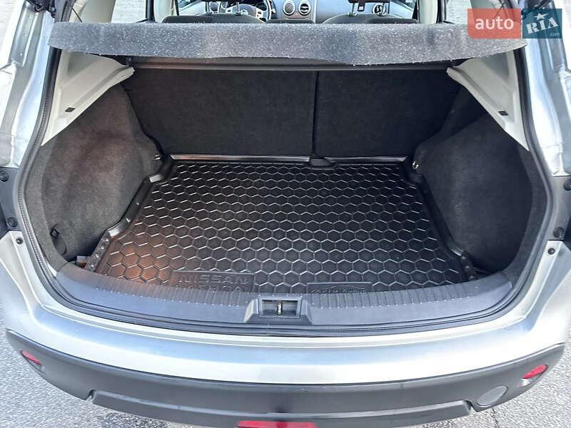 Внедорожник / Кроссовер Nissan Qashqai 2011 в Полтаве