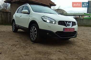 Внедорожник / Кроссовер Nissan Qashqai 2011 в Надворной