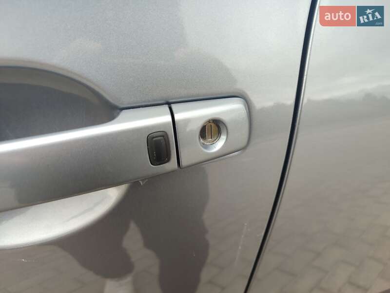 Внедорожник / Кроссовер Nissan Qashqai 2012 в Львове фото 29 Внедорожник / Кроссовер Nissan Qashqai 2012 в Львове