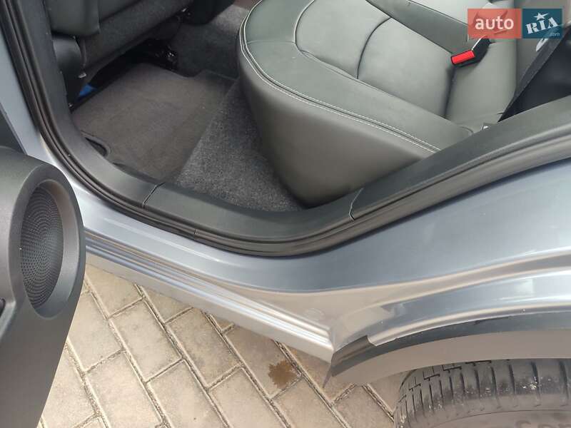 Внедорожник / Кроссовер Nissan Qashqai 2012 в Львове фото 74 Внедорожник / Кроссовер Nissan Qashqai 2012 в Львове