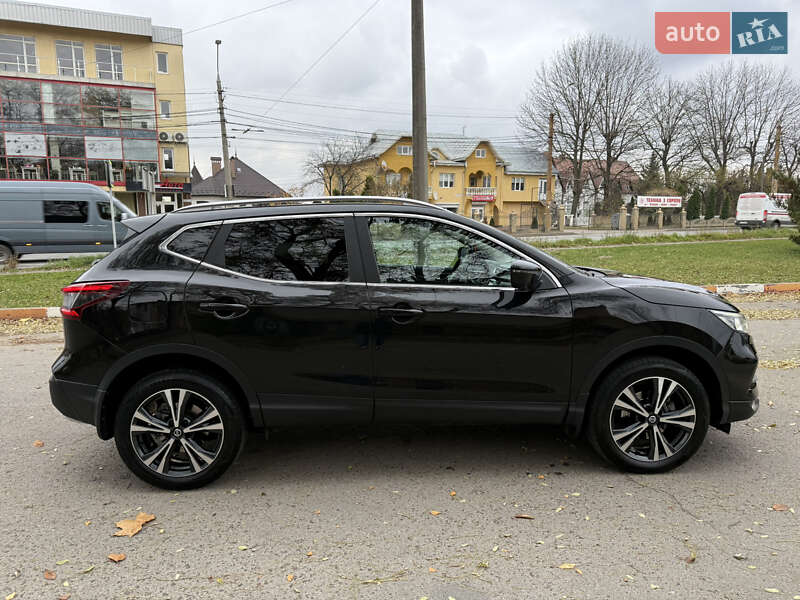 Внедорожник / Кроссовер Nissan Qashqai 2019 в Черновцах
