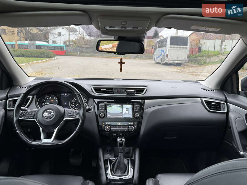 Внедорожник / Кроссовер Nissan Qashqai 2019 в Черновцах