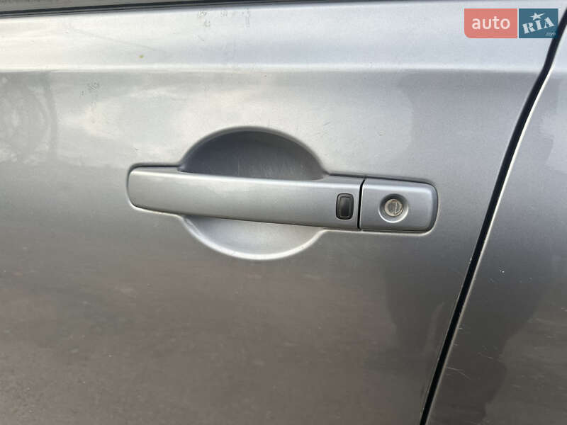 Внедорожник / Кроссовер Nissan Qashqai 2011 в Делятине