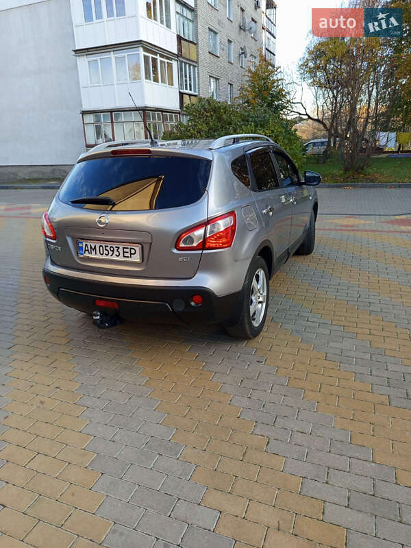 Внедорожник / Кроссовер Nissan Qashqai 2010 в Звягеле фото 5 Внедорожник / Кроссовер Nissan Qashqai 2010 в Звягеле
