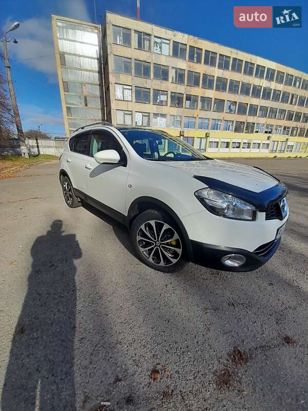 Внедорожник / Кроссовер Nissan Qashqai 2012 в Ставище