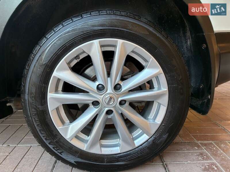 Внедорожник / Кроссовер Nissan Qashqai 2017 в Львове