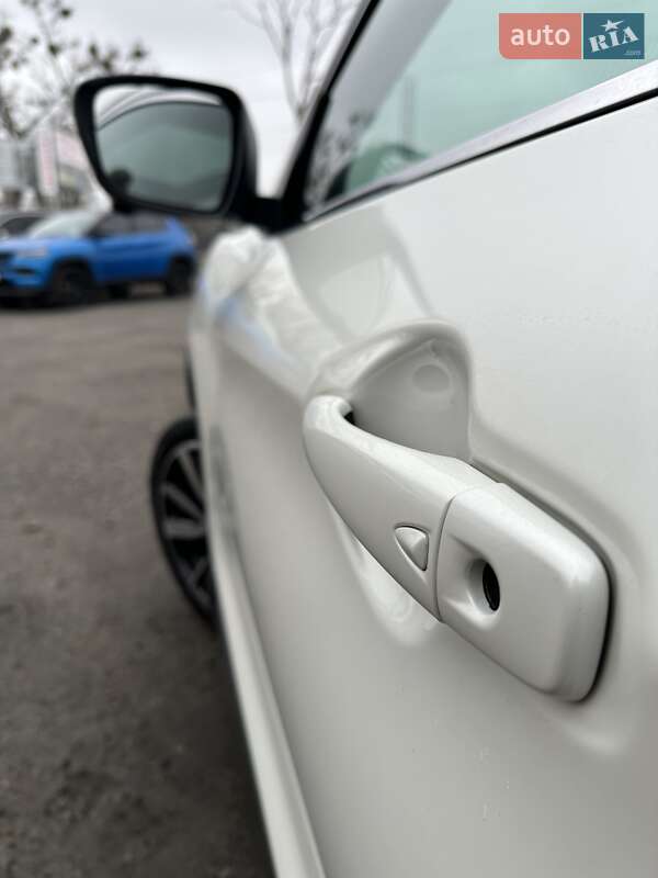 Внедорожник / Кроссовер Nissan Qashqai 2014 в Белогородке фото 9 Внедорожник / Кроссовер Nissan Qashqai 2014 в Белогородке