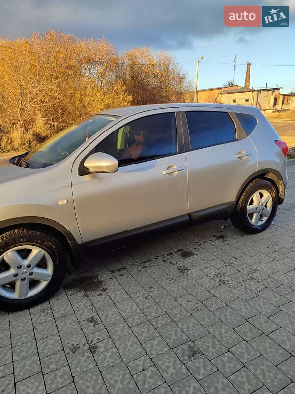 Позашляховик / Кросовер Nissan Qashqai 2007 в Львові