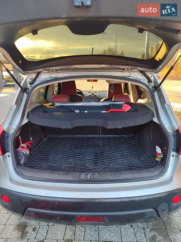 Позашляховик / Кросовер Nissan Qashqai 2007 в Львові