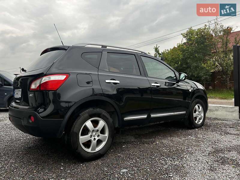 Позашляховик / Кросовер Nissan Qashqai 2011 в Львові фото 15 Позашляховик / Кросовер Nissan Qashqai 2011 в Львові