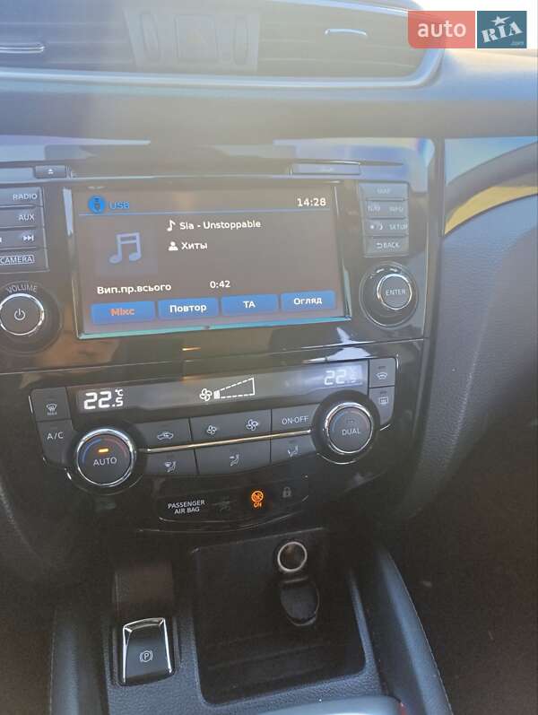 Внедорожник / Кроссовер Nissan Qashqai 2017 в Самборе