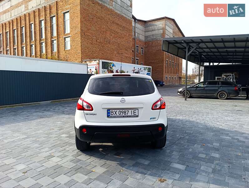 Позашляховик / Кросовер Nissan Qashqai 2010 в Старокостянтинові фото 9 Позашляховик / Кросовер Nissan Qashqai 2010 в Старокостянтинові