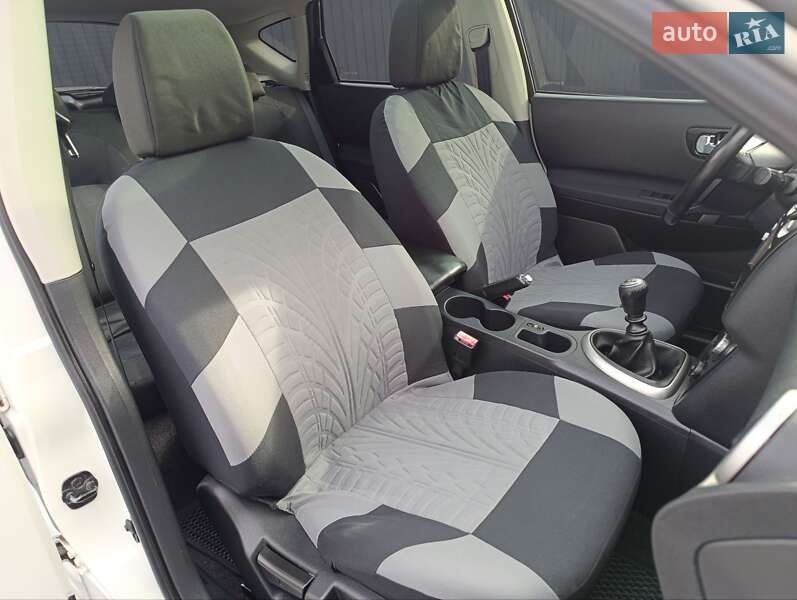 Позашляховик / Кросовер Nissan Qashqai 2010 в Старокостянтинові фото 18 Позашляховик / Кросовер Nissan Qashqai 2010 в Старокостянтинові