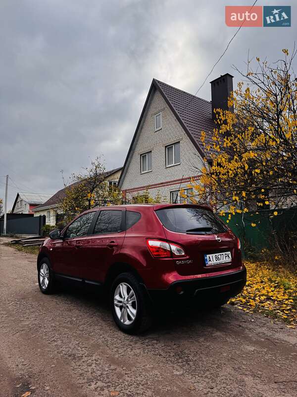 Внедорожник / Кроссовер Nissan Qashqai 2013 в Чернигове