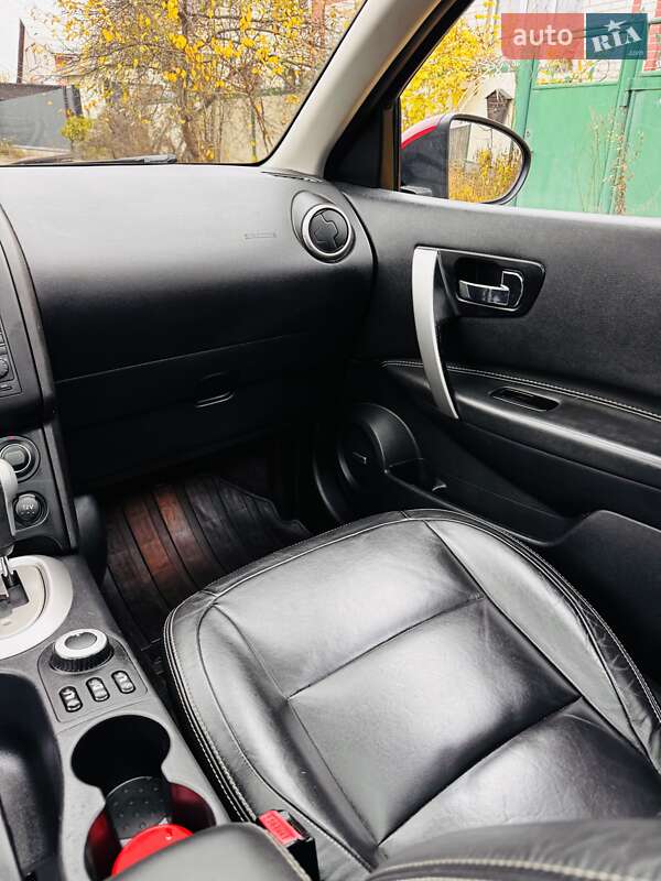 Внедорожник / Кроссовер Nissan Qashqai 2013 в Чернигове