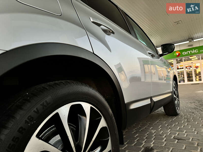 Внедорожник / Кроссовер Nissan Qashqai 2012 в Стрые