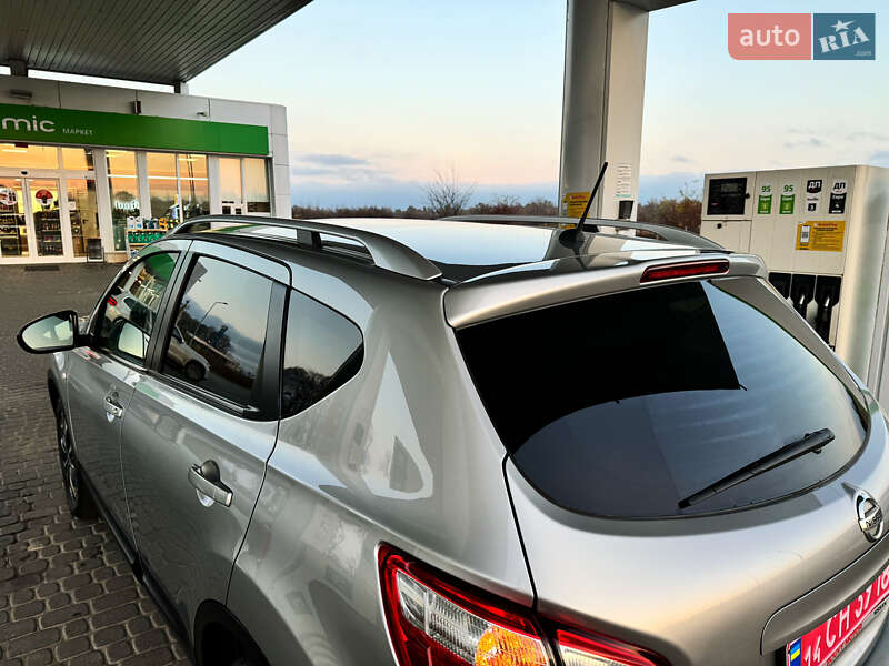 Внедорожник / Кроссовер Nissan Qashqai 2012 в Стрые