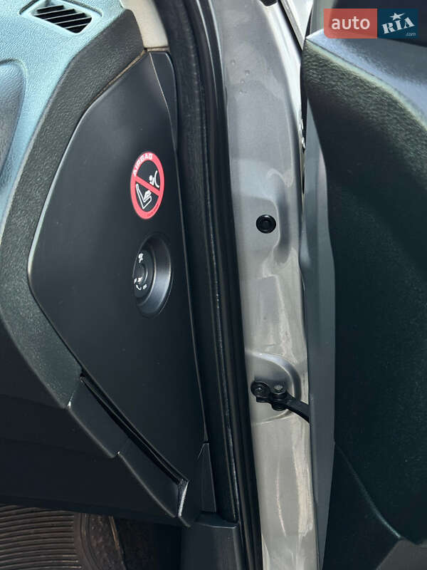 Внедорожник / Кроссовер Nissan Qashqai 2012 в Стрые