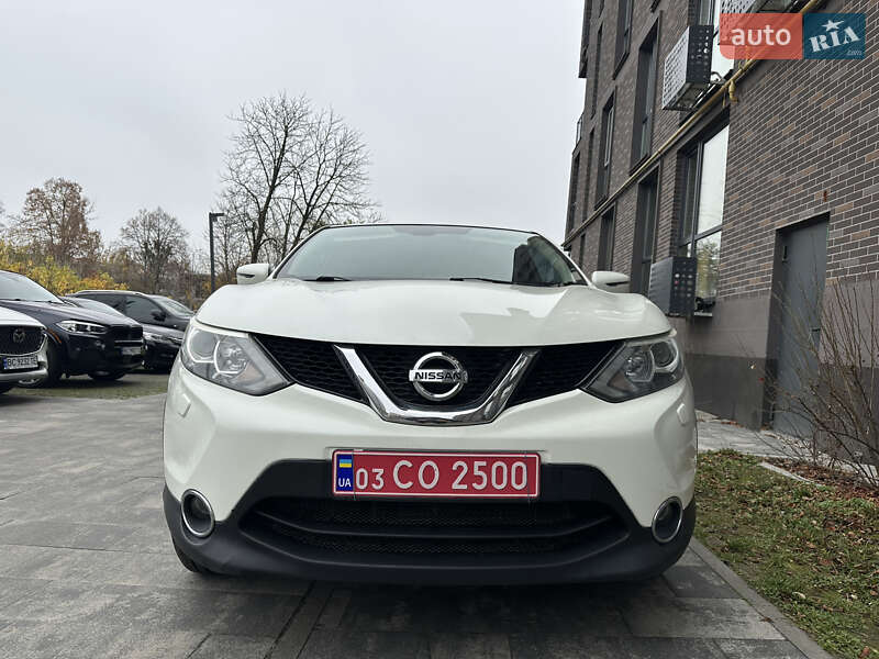 Внедорожник / Кроссовер Nissan Qashqai 2015 в Львове