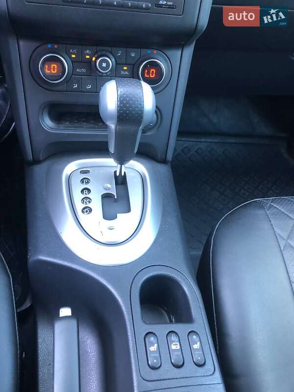 Позашляховик / Кросовер Nissan Qashqai 2011 в Одесі