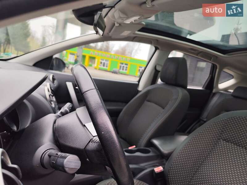 Позашляховик / Кросовер Nissan Qashqai 2008 в Звягелі