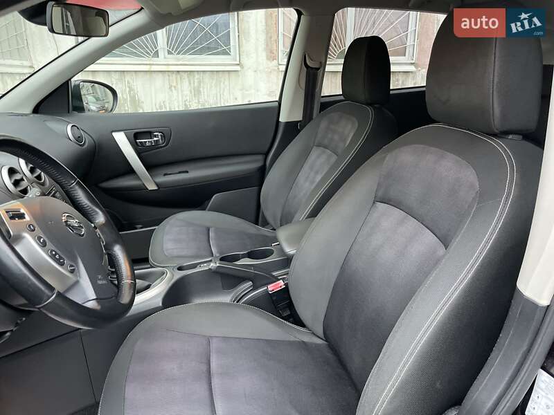 Внедорожник / Кроссовер Nissan Qashqai 2013 в Сумах