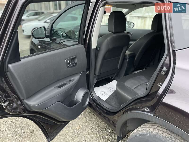 Внедорожник / Кроссовер Nissan Qashqai 2013 в Сумах