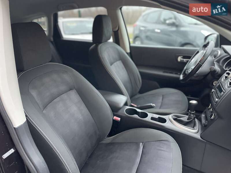 Внедорожник / Кроссовер Nissan Qashqai 2013 в Сумах