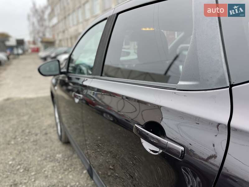 Внедорожник / Кроссовер Nissan Qashqai 2013 в Сумах
