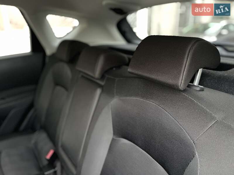 Внедорожник / Кроссовер Nissan Qashqai 2013 в Сумах