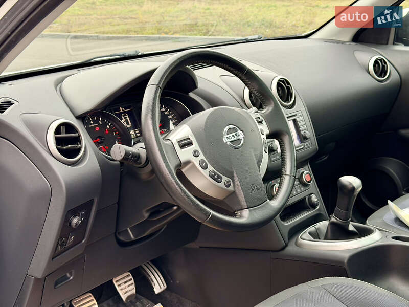 Позашляховик / Кросовер Nissan Qashqai 2010 в Вінниці